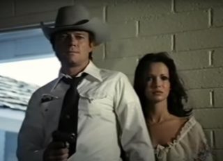 Escape from Bogen County still 4