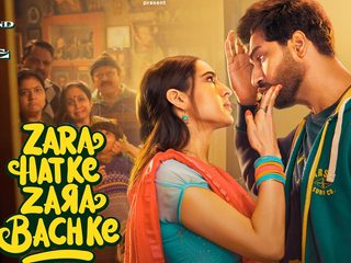 Zara Hatke Zara Bach Ke still 5