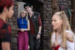 Z-O-M-B-I-E-S 4: Dawn of the Vampires still 2